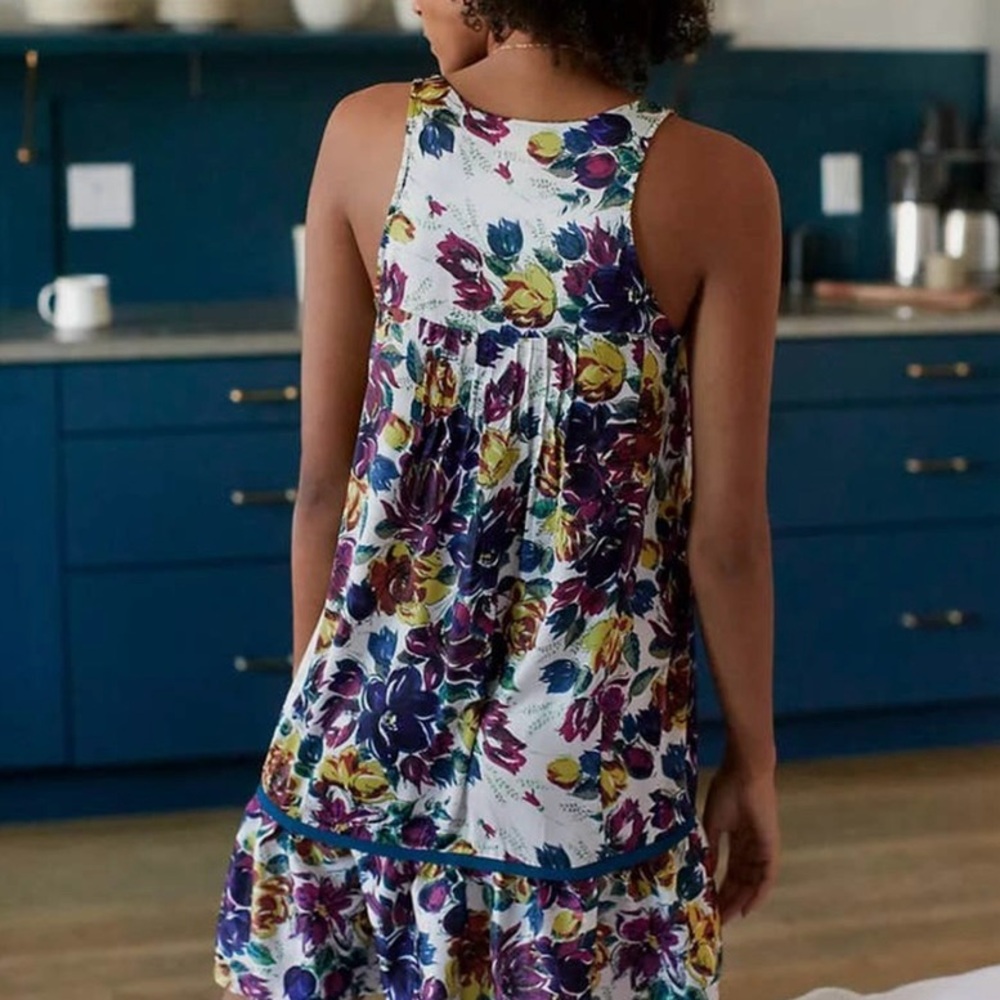 Flowy floral short dress. Tiny brand from Anthropologie. New without tags. - Picture 4 of 9